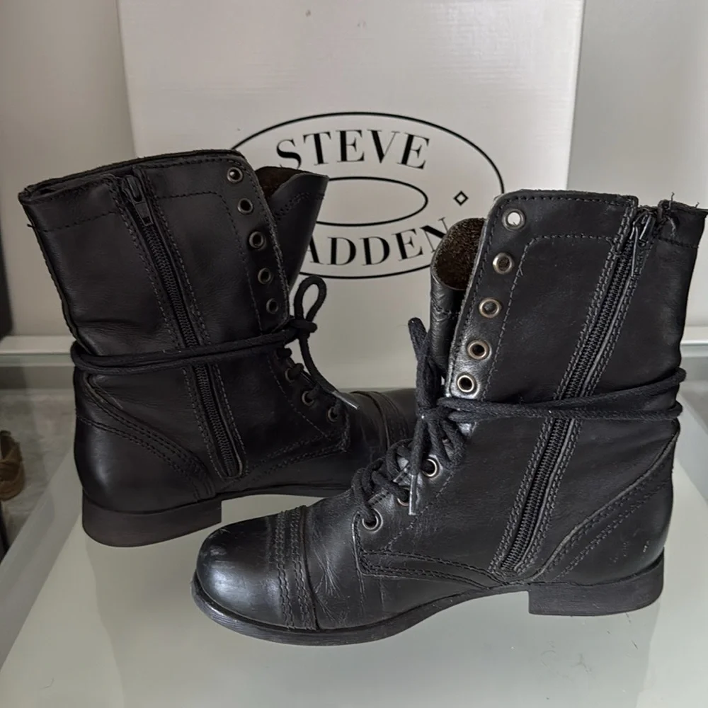 Steve Madden Troopa Black Size 6.5 - Picture 2 of 4